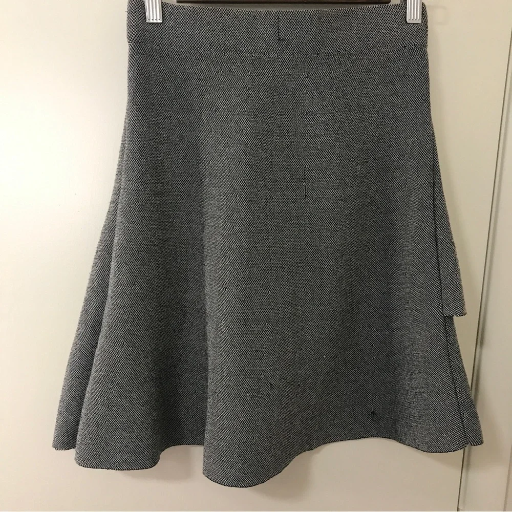 Zara basic black white teeed A-line tiered midi skirt XS